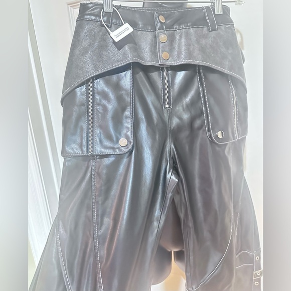 NWT frustration garden black & gray accent faux leather punk style Pants size S - Picture 6 of 6